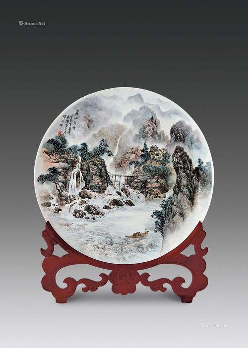 窑火凝珍·匠心塑韵——北京文华隆彧2015春拍中国陶瓷艺术大师作品选粹